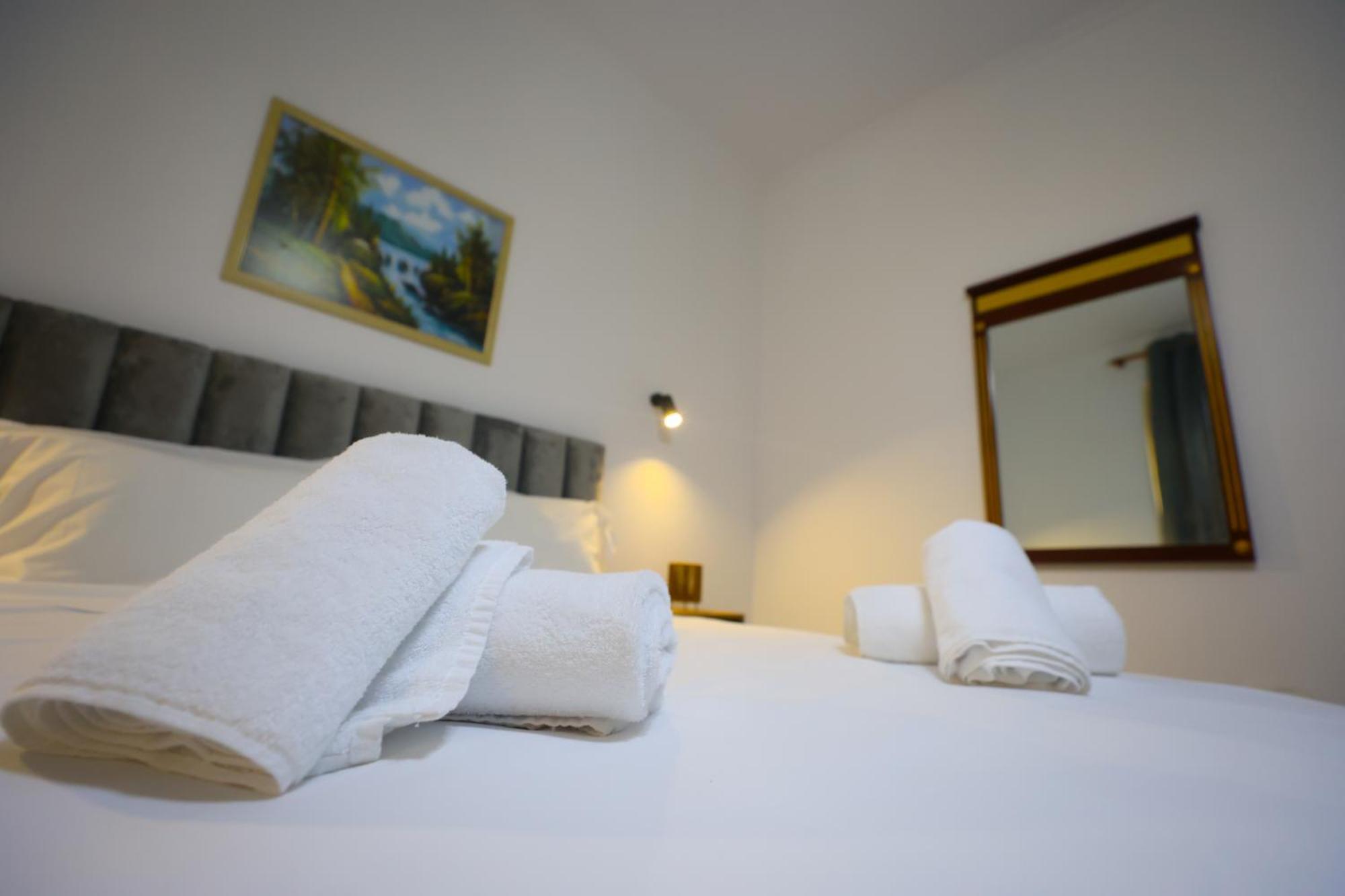 Vila Alizee Hotel Tirana Exteriér fotografie